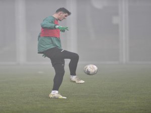 Bursaspor sınır alan oyunu oynadı