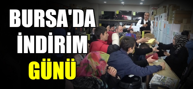 Bursa’da indirim kuyruğu