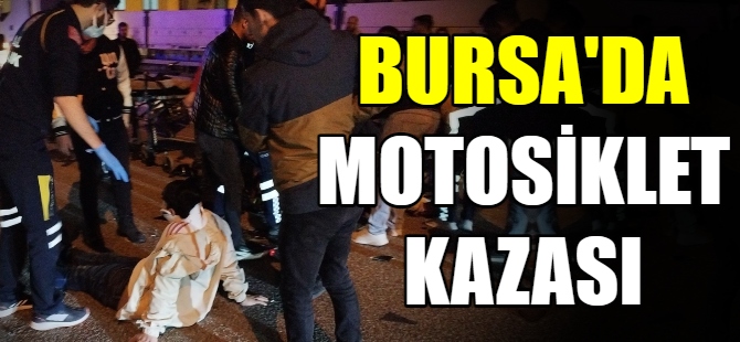 Motosikletler kafa kafaya çarpıştı