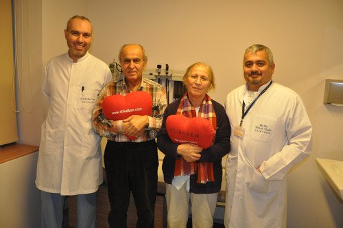 39 yıllık eşlere  aynı gün kalp ameliyatı