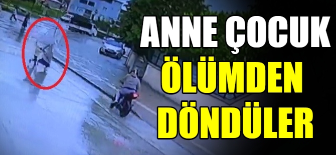 Anne ve çocuğuna motosiklet çarptı