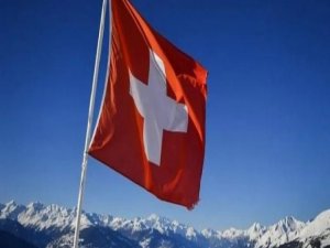 İsviçre’de mürekkep skandalı