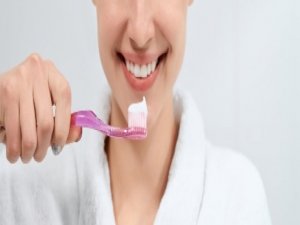 Hamilelikten öncesi diş bakımına dikkat!