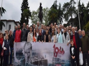 Bursa CHP'de coşkulu kutlama