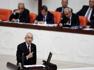 Başbakan Davutoğlu'na 6 soru
