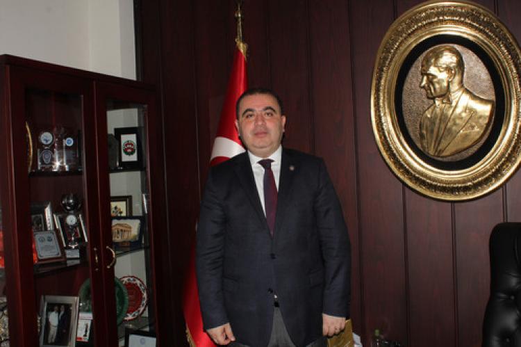 Adana Barosu, kadın vekile ‘sus’ diyen Arınç’ı kınadı