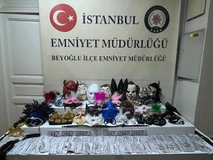 Beyoğlu'nda dolar saçanlar yakalandı