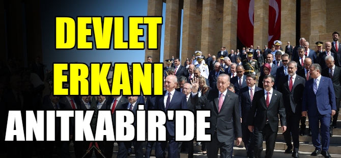 Devlet erkanı Anıtkabir’de