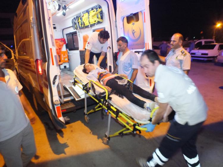 Asker eğlencesinde maganda, kız çocuğunu yaraladı