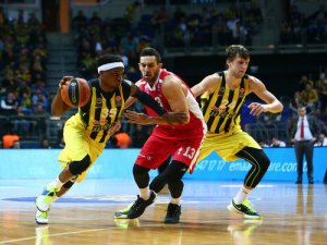 Fenerbahçe, Kızılyıldız'ı 72 - 65 mağlup etti