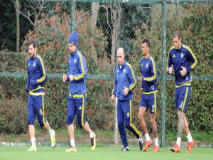 Fenerbahçe Akhisar'a hazır