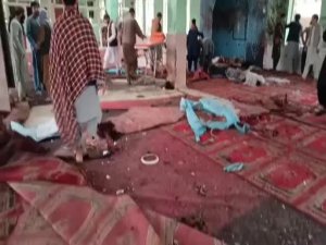 Afganistan'da camide saldırı