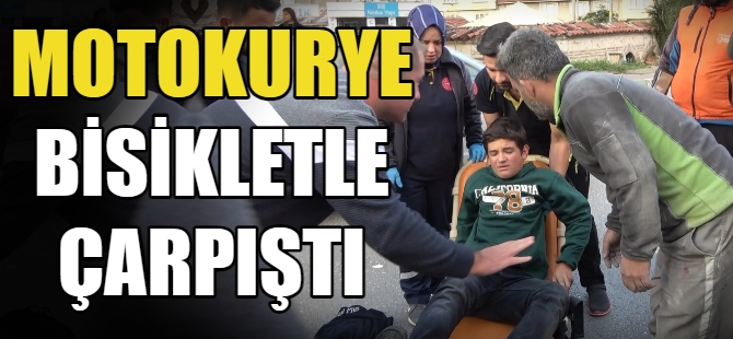 Motokurye bisikletle çarpıştı