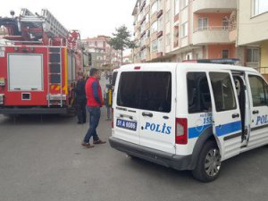 Annesini öldürmek üzereyken...