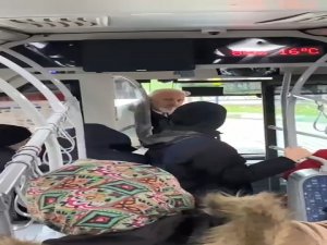 Otobüs şoförü yolcuyla tartıştı
