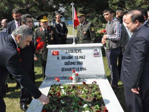 Şehitlere Bursa’da duygulu anma