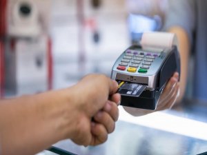 Kredi kartı faizi arttı