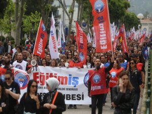 Bursa’da protesto sesleri yükseldi