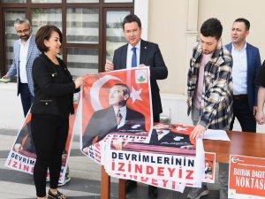 Bursa, Ata posterleri ile donatılıyor