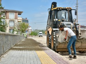 Bursa'da yollar yenileniyor