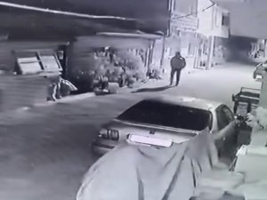 Otomobil hırsızlığı kamerada