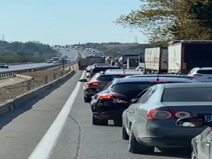 Bursa'da trafiği kilitleyen kaza