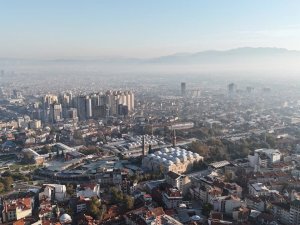 Bursa güne sis altında uyandı