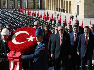 Devlet erkanı Anıtkabir’de