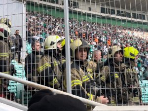 Bursaspor maçında yangın paniği