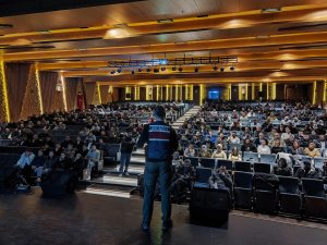 Bursa’da jandarmadan kadına şiddet ve uyuşturucu ile aralıksız mücadele