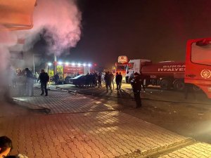 Bursa'da market deposunda korkutan yangın