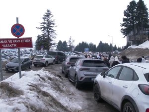 Uludağ'da otopark kaosu