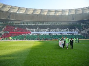 Bursaspor taraftarlarından Filistin'e destek