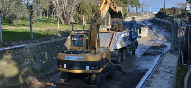 Bursa Büyükşehir’den dere temizliği