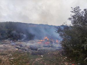 Bursa'da baraka yangını söndürüldü