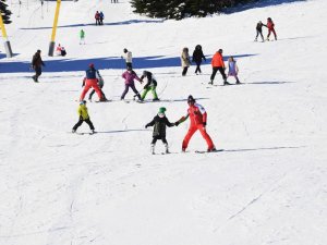 Osmangazili çocuklar kayak yapmayı öğrendi