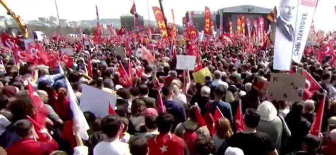 CHP'den Maltepe’de gövde gösterisi! Yüz binler meydanda