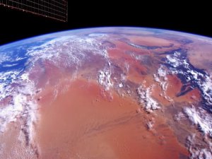 NASA’nın yeni Dünya görüntüleri büyüledi
