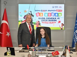Başkan Bozbey koltuğunu geleceğin başkanlarına devretti