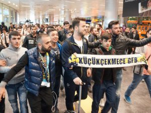 Fenerbahçe Ülker’e coşkulu karşılama