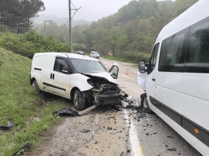 Bursa'da işçi servisi kaza yaptı! Çok sayıda yaralı var