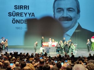 Sırrı Süreyya Önder'e veda