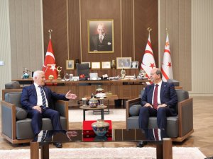 Başkan Bozbey Cumhurbaşkanı Tatar’ı ziyaret etti
