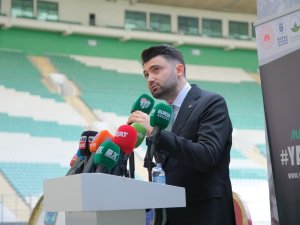 Bursaspor Başkanı Çelik: "Yeni sezon bambaşka olacak"