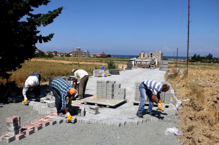 Büyükşehir 215 noktada kilit parke çalışması yapıyor