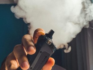 Elektronik sigara diş kaybına mı yol açıyor?