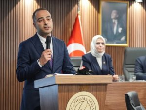 Başkanvekili bankamatik memuru çıktı