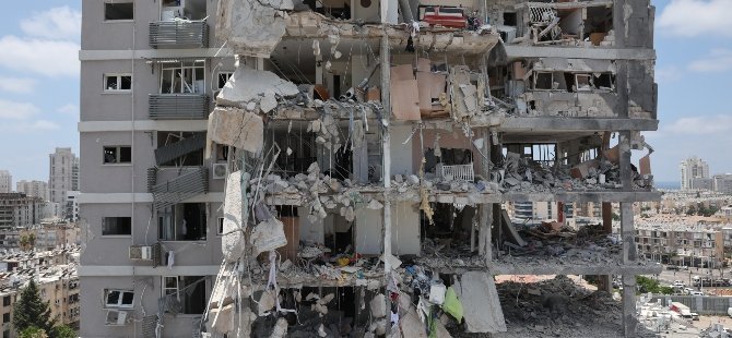 İran: İsrail saldırılarında can kaybı 224’e yükseldi