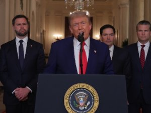 Trump: 'Bombayı ellerinden aldık"