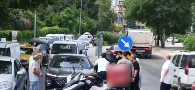 Bursa'da yol vermeme kavgası kamerada